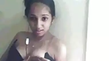 arab muslim teen girl nice tits webcam flash