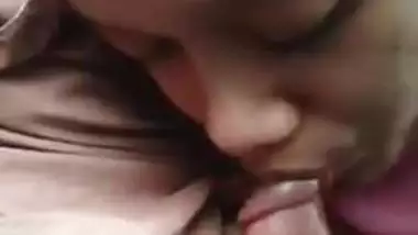 Desi 19y old college teen sucking licking boyfriend dick