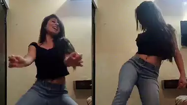 sexy desi girl hot dance