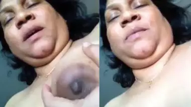 Desi Married Milf mAking Video for Lover Clear Dirty BanglaTalk