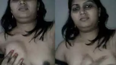 Desi female ineptly holds the sex camera filming her XXX body parts