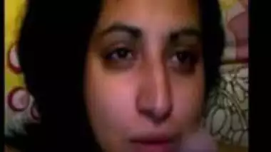 Hot Indian babe gives blowjob and drinks cum