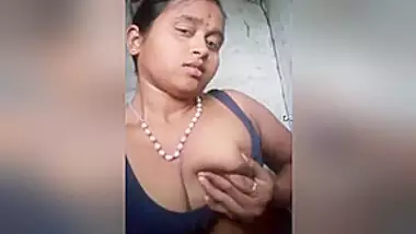 Horny Tamil Girl Shows Her Boobs And Masturbating Part 1