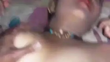 Desi whore gets paid for taking client's XXX dick into her vagina