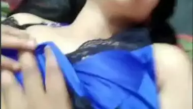 Super-horny Desi couple shows how they like to fuck on XXX camera