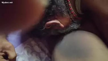 Desi sexy wife enjoy with old father in low
