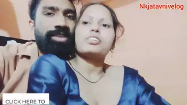Shy bhabhi boobs squeezed hard, pressed & grabbed many times continuously in vlog