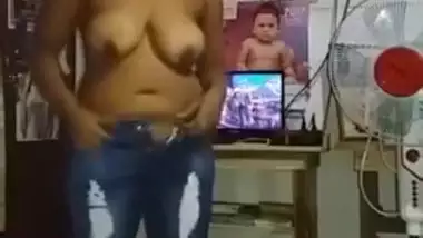 Indian Bhabhi Making video for lover
