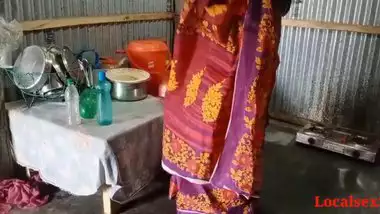 Desi Village Bhabhi Sex In Red Saree