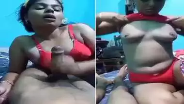 Girlfriend giving blowjob and handjob to lover