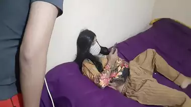 Brother catches sister watching porn in desi sex video